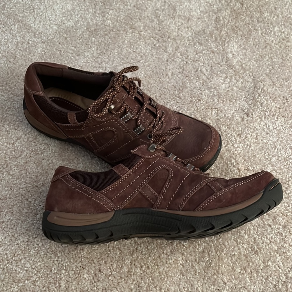 Earth Origins Lace Up Walking Shoe Gem